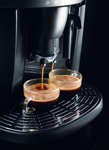 Ekspres ciśnieniowy DeLonghi Magnifica ESAM 3000.B 4