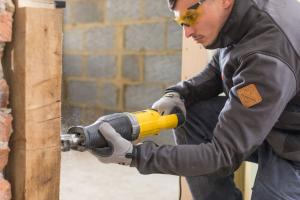 Piła szablasta Stanley FME360 900 W 4