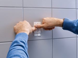 Tesa Gwoździe samoprzylepne regulowane do płytek i metalu do 4kg 2szt. (H7776702) 14