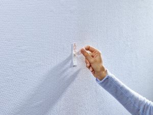 Tesa Gwoździe samoprzylepne do tapet i tynku do 1kg 2szt. (H7777302) 11