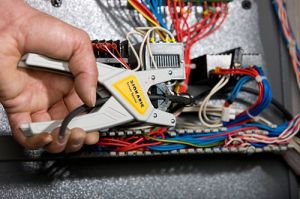 Jokari Szczypce do ściągania izolacji z przewodów okrągłych 4,4 - 7mm Sensor Special (20300) 4