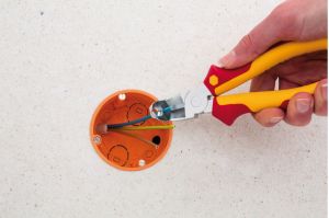 Wiha Obcinaczki boczne z izolowaną rękojeścią 1000V 170mm (38552) 7