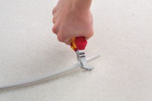 Wiha Obcinaczki boczne z izolowaną rękojeścią 1000V 170mm (38552) 8