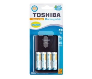 Ładowarka Toshiba Ładowarka akumulatorów AA /+4 akumulatory R2U AA 1950mAh/ 1