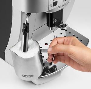 Ekspres ciśnieniowy DeLonghi Magnifica S ECAM 22.110.SB 12