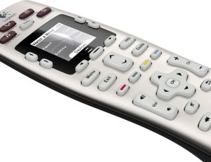 Pilot RTV Logitech Harmony 600 Remote 2