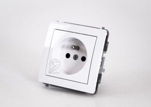 Karlik Mechanizm gniazda pojedynczego z uziemieniem 2P+Z (DGP-1z) 4