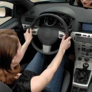 Zestaw głośnomówiący Parrot CK3000 Evolution black 2