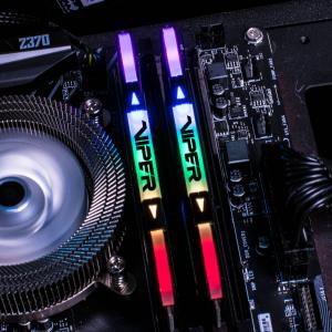 Pamięć Patriot Viper RGB, DDR4, 16 GB, 3200MHz, CL16 (PVR416G320C6K) 3