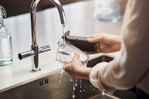 Ekspres ciśnieniowy Philips LatteGo EP5330/10 7