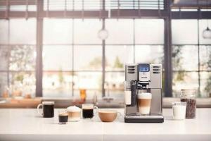 Ekspres ciśnieniowy Philips 5000 LatteGo Premium EP5345/10 4