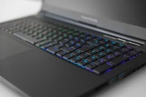 Laptop Hyperbook Pulsar Z17S 8 GB RAM/ 1TB HDD/ Windows 10 Home 8