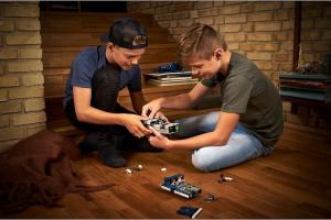 LEGO Star Wars Śmigacz Hana Solo (75209) 10