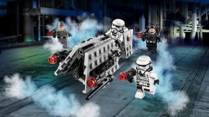 LEGO Star Wars Imperialny Patrol (75207) 15