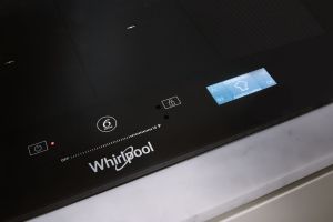 Płyta grzewcza Whirlpool SMP 658C/BT/IXL 5