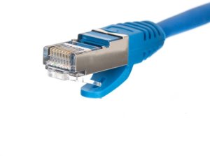 NetRack patchcord RJ45, osłonka zalewana, kat. 5e FTP, 3m niebieski (BZPAT3FB) 2