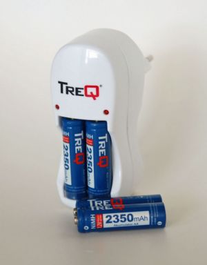 Ładowarka TreQ TQO200 PLUS 4 X AA 2350 mAh 1
