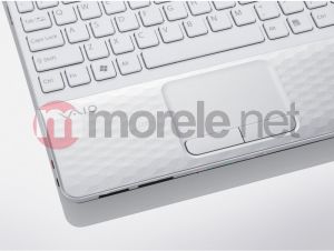 Laptop Sony Vaio VPCEH2D1E/W 4