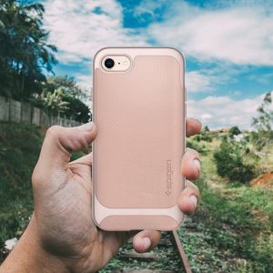 Spigen NEO HYBRID HERRINGBONE IPHONE 7/8 PALE DOGWOOD 11
