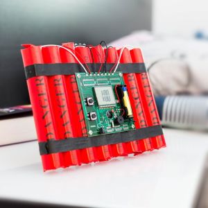 Froster Budzik Dynamit 4