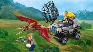 LEGO Jurassic World Pościg za Pteranodonem (75926) 8
