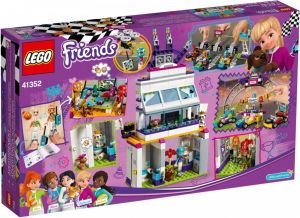 LEGO Friends Dzień Wielkiego Wyścigu (41352) 3