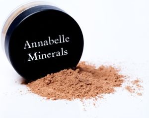 Annabelle Minerals Podkład mineralny kryjący Natural* Fair 4g 2
