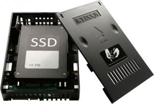 Kieszeń Icy Dock 3.5" na dysk 2.5" SATA EZConvert (MB882SP-1S-2B) 3
