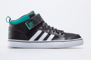 Adidas Buty męskie Varial Mid czarne r. 44 2/3 (F37482) 2