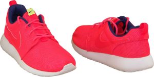 Nike Buty damskie Roshe One Moire czerwone r. 38 (819961-661) 5