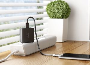 Ładowarka Aukey PA-T17 1x USB-A 3 A (PA-T17) 2