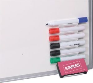 Staples Zestaw markerów do białych tablic z gąbką i uchwytem, 6 kolorów (C74364) 1