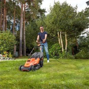 Kosiarka elektryczna Black&Decker BEMW471ES-QS 3
