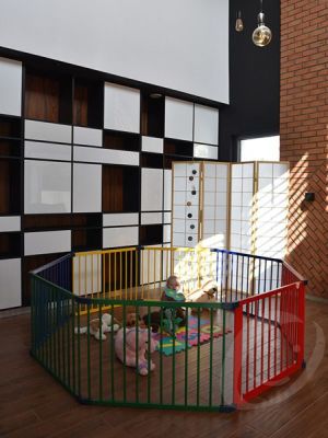 FUN BABY Zagroda / bramka 8 - modułowa (jak kojec) MULTIKOLOR 2