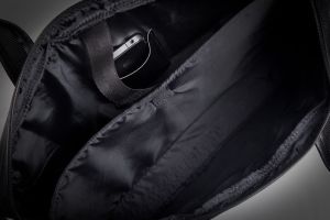 Torba Solier Lucas 15.6" 8