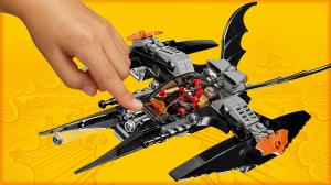 LEGO DC Super Heroes Pojedynek z Brother Eye (76111) 12