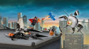 LEGO DC Super Heroes Pojedynek z Brother Eye (76111) 8