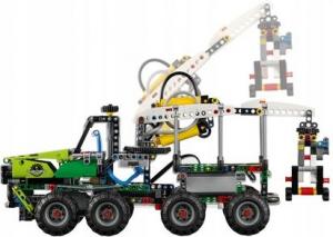 LEGO Technic Maszyna Leśna (42080) 6