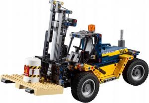 LEGO Technic Wózek widłowy (42079) 8