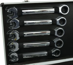 Geko Kpl. kluczy z grzechotką 22el. 6-32mm/alu walizka/(2) 4