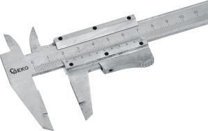 Geko Suwmiarka 150mmx0,02 GEKO,automat. blokada/op.drewno/ (50) 4