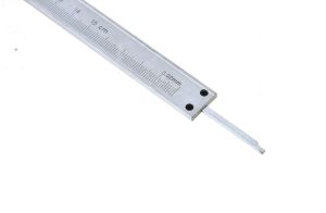 Geko Suwmiarka 150mmx0,02 GEKO,automat. blokada/op.drewno/ (50) 5