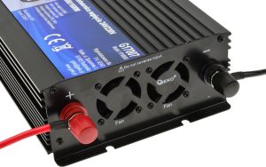 Przetwornica Geko Przetwornica napięcia 24V/230V 800/1600W (4) 4