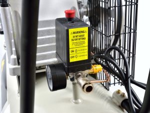 Sprężarka Geko Z 9bar 100L 4