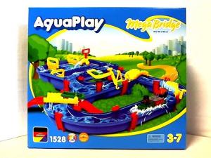 Big AquaPlay MegaBridge water toy 1