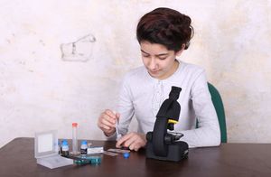 Mikroskop Bresser Mikroskop Bresser National Geographic 40–640x z adapterem do smartfona 2