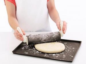 Lekue Mata do pizzy perforowana (8420460003670) 2