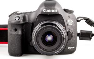 Obiektyw Yongnuo Canon EF 35 mm F/22 4