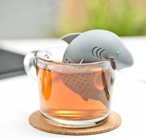 GiftWorld Zaparzacz do herbaty rekin 2