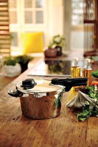 Fissler Szybkowar Vitavit Comfort 6L 22cm 3